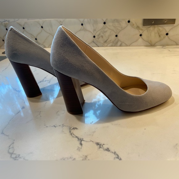 Nine West Suede Light Blue Block Heel Pumps Size 7.5 - Picture 4 of 9